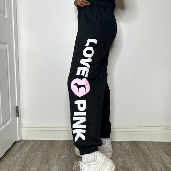 PINK Originals Black Logo Campus Sweatpants EUC - Picture 5 of 7